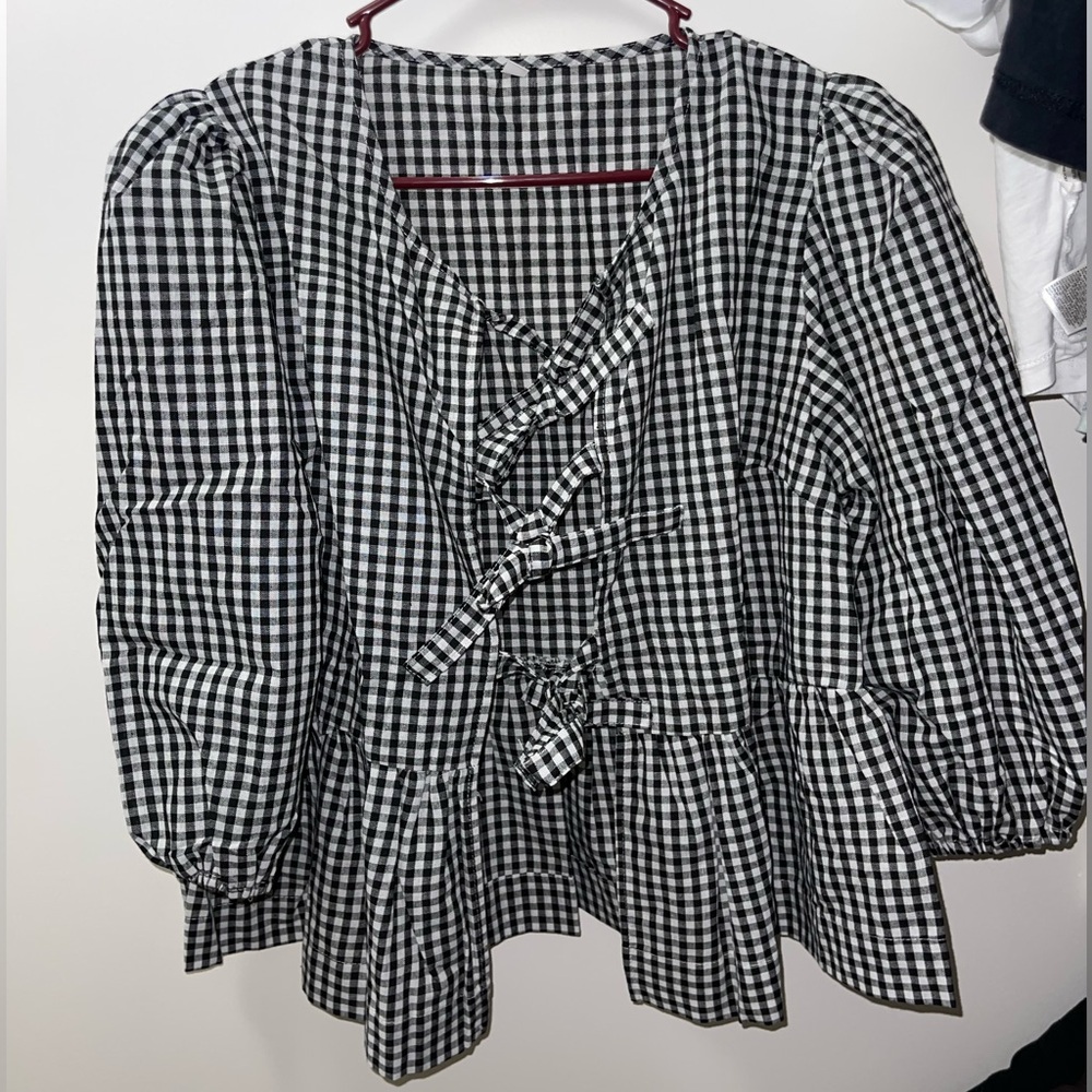 Black and White Checkered Women's Top Front Tied